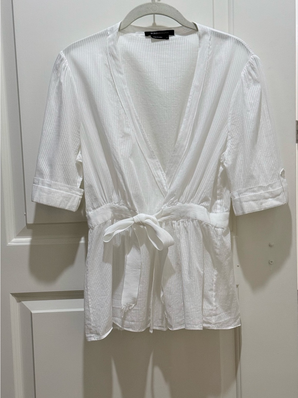 BCBGMaxAzria White Tie-Waist Gauze Blouse